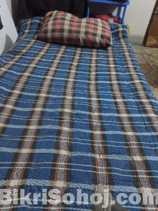 তোষক এবং বালিশ